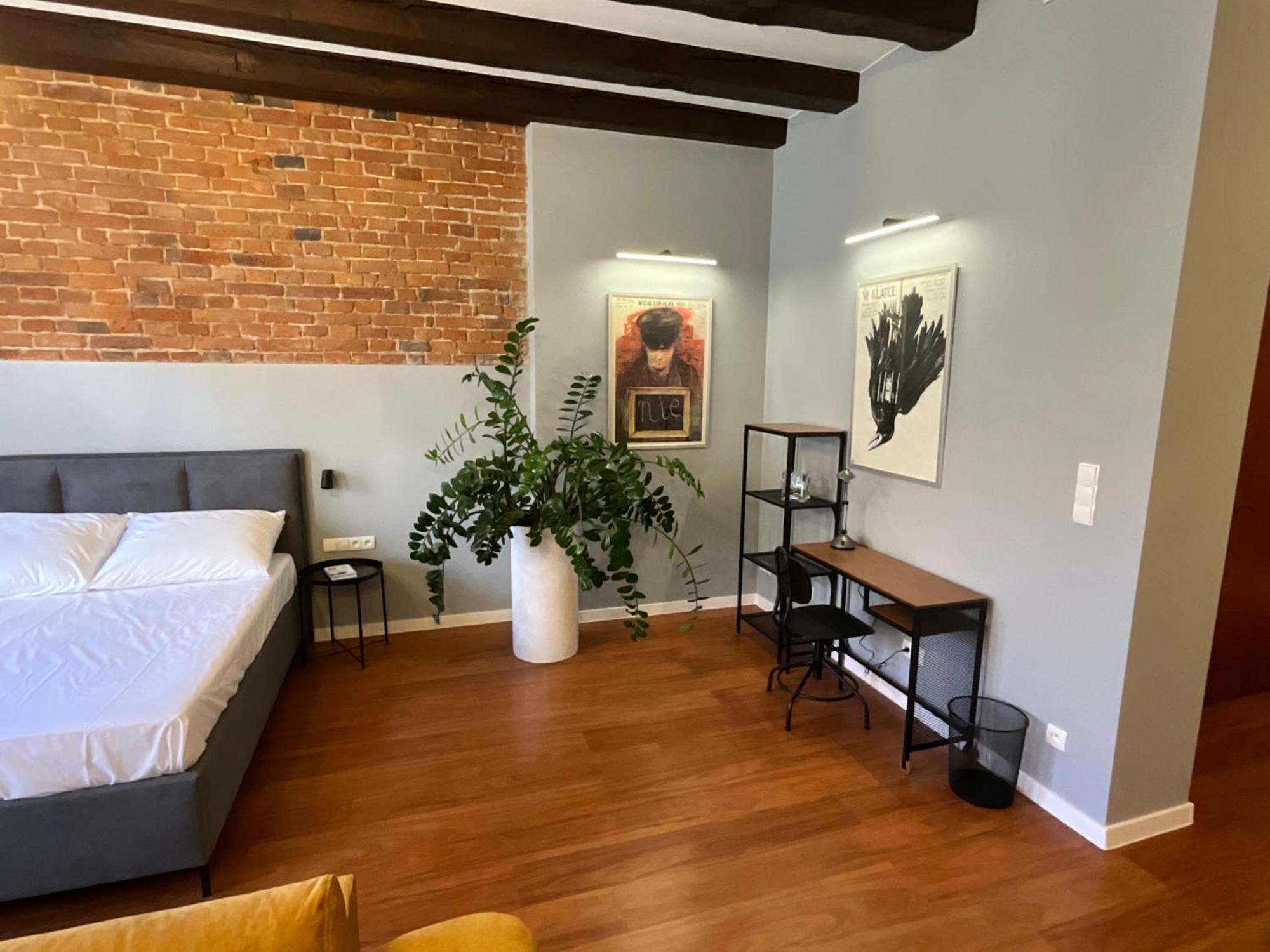 Apartamenty Zlota Nic Opole Habitación foto