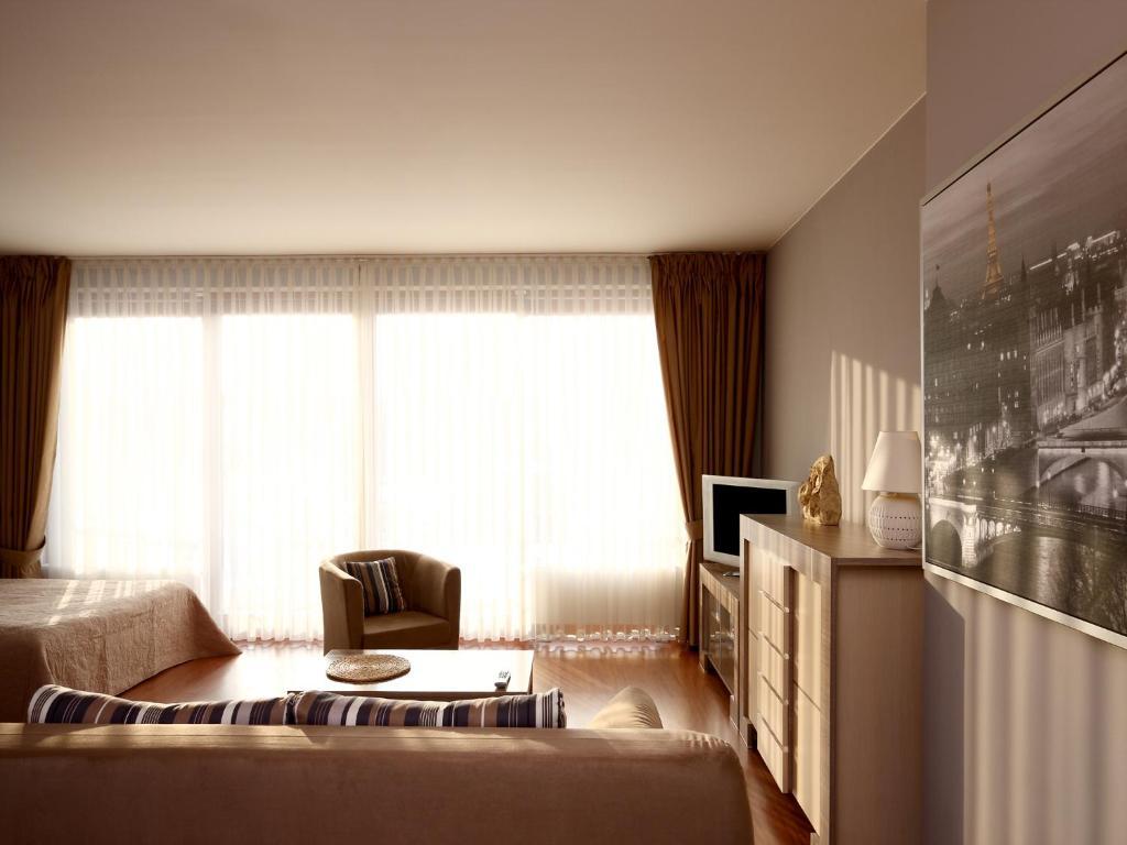 Apartamenty Zlota Nic Opole Exterior foto